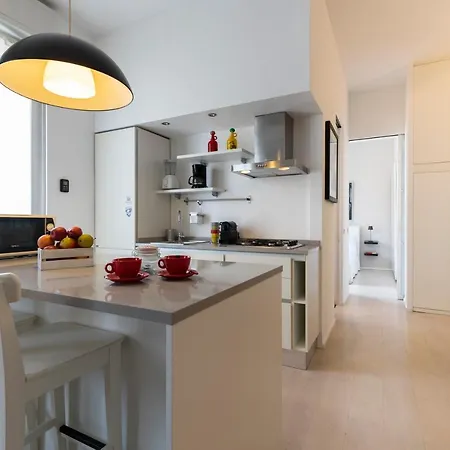 Dream Experience - Garibaldi Apartman *